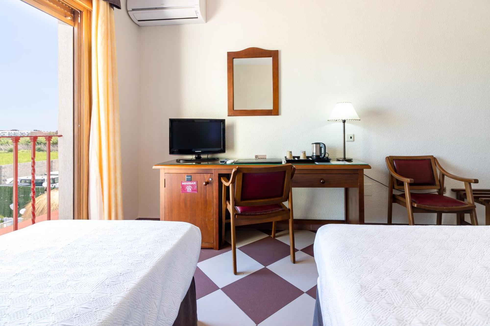 Hotel Avenida Tropical By Bossh! Hotels Salobreña Kültér fotó