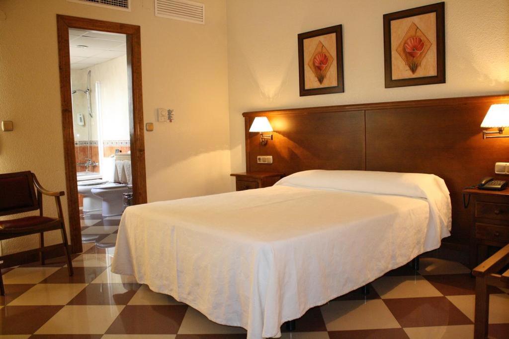 Hotel Avenida Tropical By Bossh! Hotels Salobreña Kültér fotó